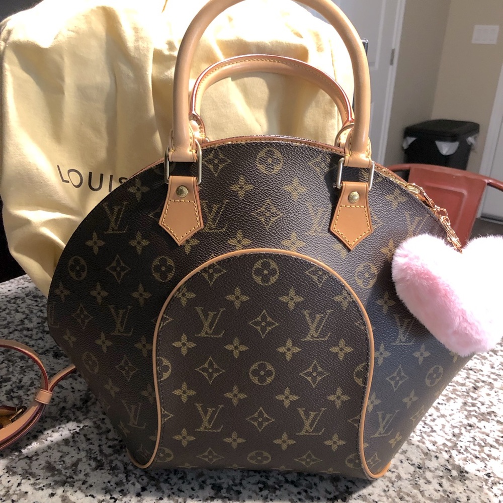 Authentic Louis Vuitton Ellipse MM